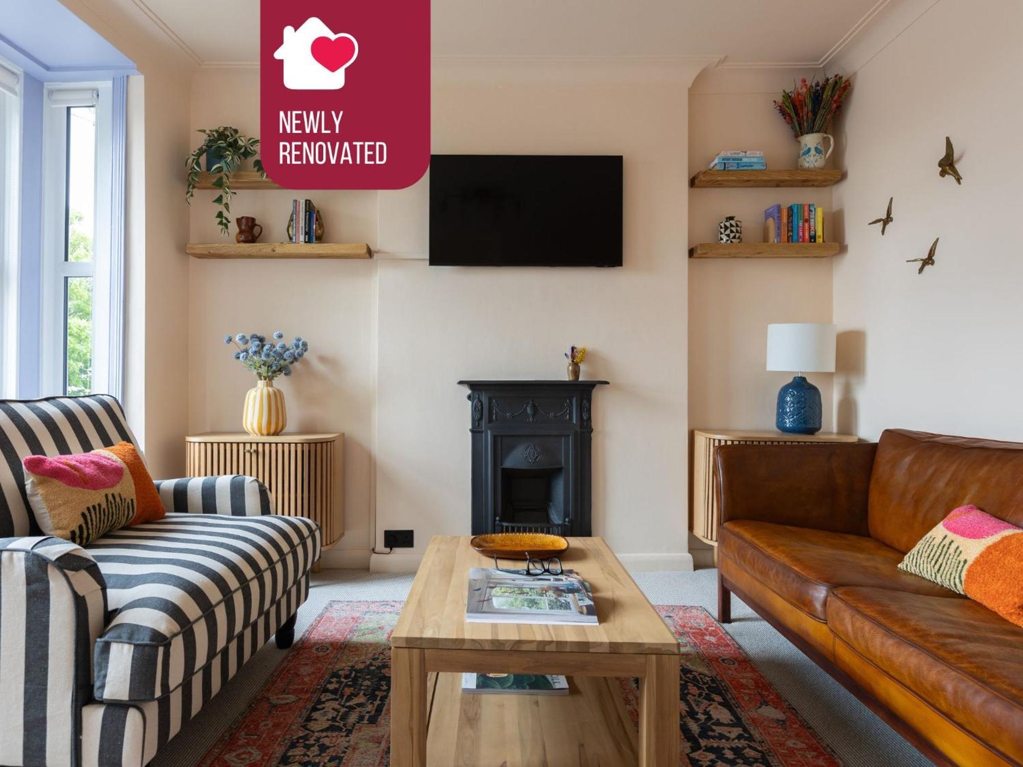The Lorelei 2br Mid-century Modern Stylish Appartement Hove